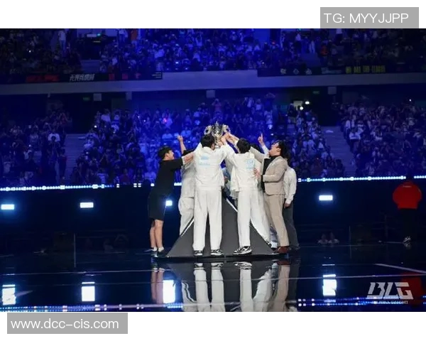 聚焦英雄联盟BLG战队技术分析与S15赛季战略探讨 聚焦英雄联盟BLG战队技术分析与S15赛季战略探讨