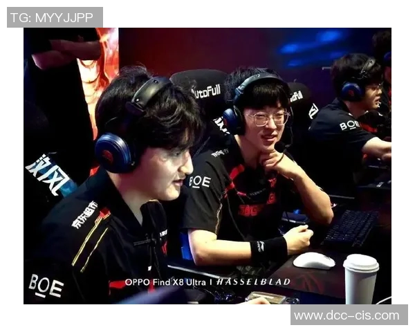 电竞新闻JDG在国际邀请赛中的团队协作表现分析与点评